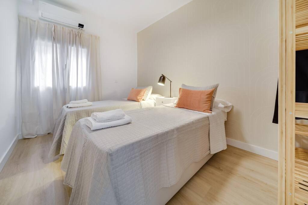 Esplendido Apartamento En El Centro Малага Екстер'єр фото